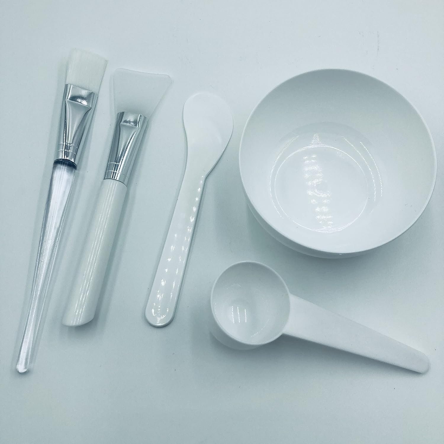 Face Mask Mixing Bowl Set, 5 in 1 DIY Facemask Mixing Tool Kit with Facial Mask Bowl Stick Spatula Silicone Face Mask Brush & Premium Soft Face Brushes